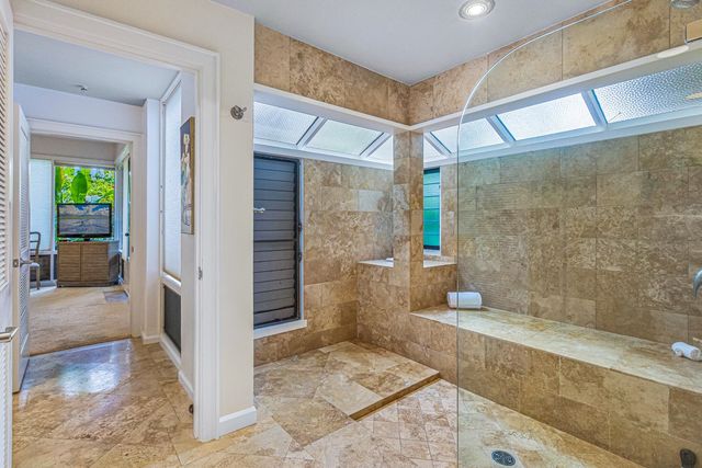 500 Bay Dr 12G4, Lahaina, HI 96761