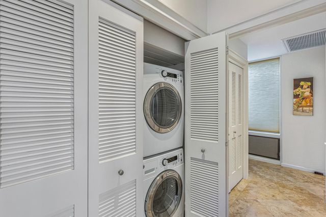 500 Bay Dr 12G4, Lahaina, HI 96761