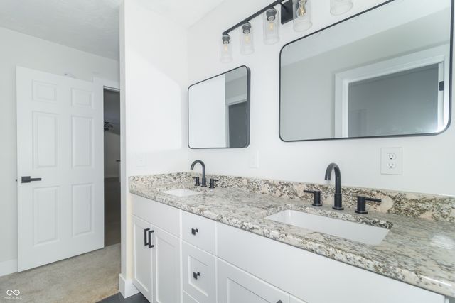 1127 Hickory Lane, New Castle, IN 47362