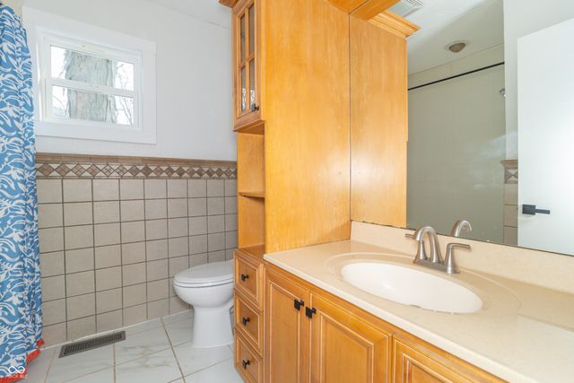 1127 Hickory Lane, New Castle, IN 47362