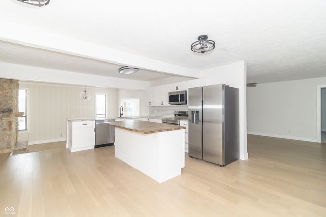 1127 Hickory Lane, New Castle, IN 47362