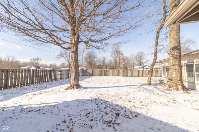 1127 Hickory Lane, New Castle, IN 47362