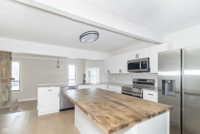 1127 Hickory Lane, New Castle, IN 47362