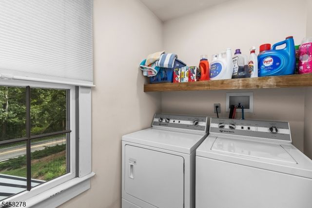 7 S Locust Lake Rd, Hope Twp., NJ 07825