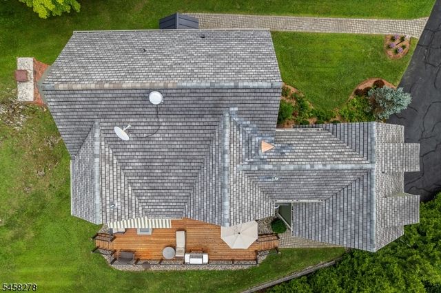 7 S Locust Lake Rd, Hope Twp., NJ 07825