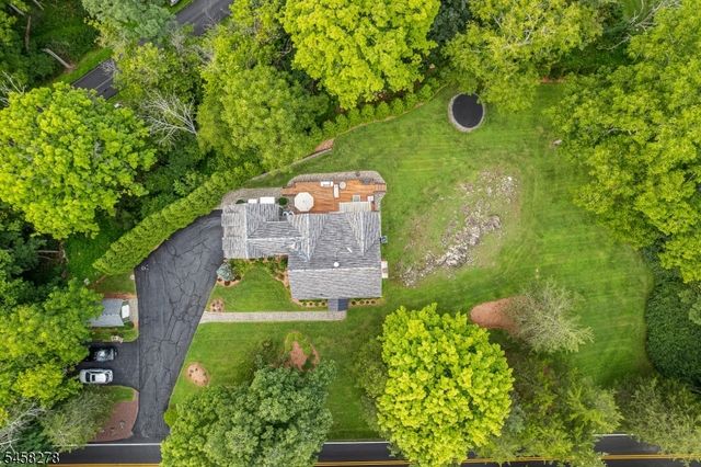 7 S Locust Lake Rd, Hope Twp., NJ 07825