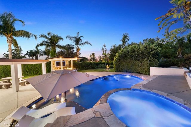 10302 Carrari, Rancho Cucamonga, CA 91737