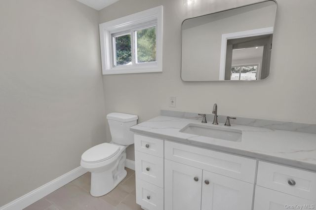 71 Valentine Avenue, Glen Cove, NY 11542