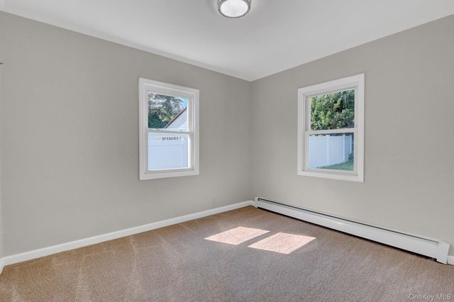 71 Valentine Avenue, Glen Cove, NY 11542