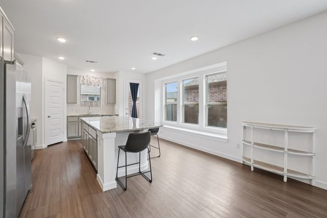 2718 Pease Drive, Forney, TX 75126