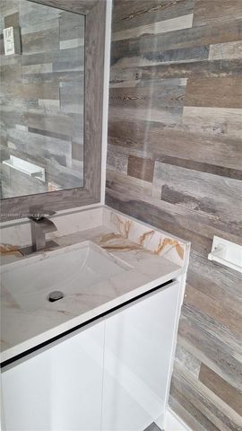 2831 Pierce St 106, Hollywood, FL 33020