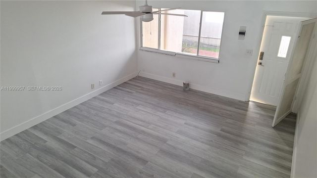 2831 Pierce St 106, Hollywood, FL 33020