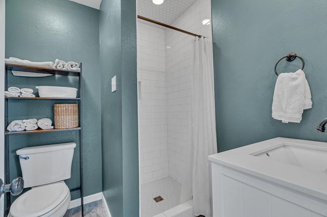 13898 N Curry, Lodi, CA 95240