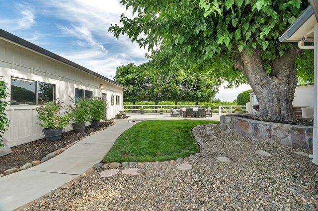 13898 N Curry, Lodi, CA 95240