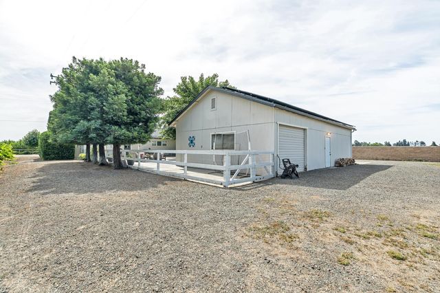 13898 N Curry, Lodi, CA 95240