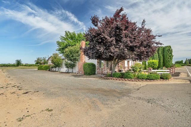 13898 N Curry, Lodi, CA 95240