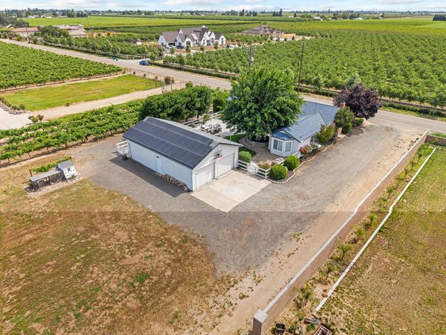 13898 N Curry, Lodi, CA 95240