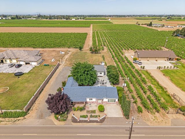 13898 N Curry, Lodi, CA 95240