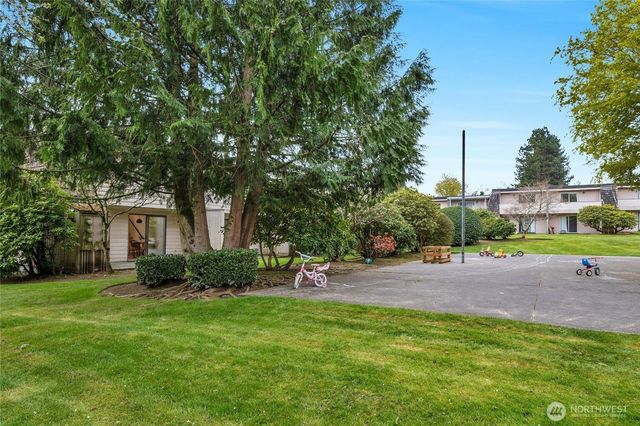 12600 4th Avenue W #6A, Everett, WA 98204