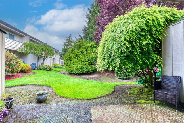 12600 4th Avenue W #6A, Everett, WA 98204