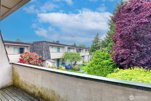 12600 4th Avenue W #6A, Everett, WA 98204
