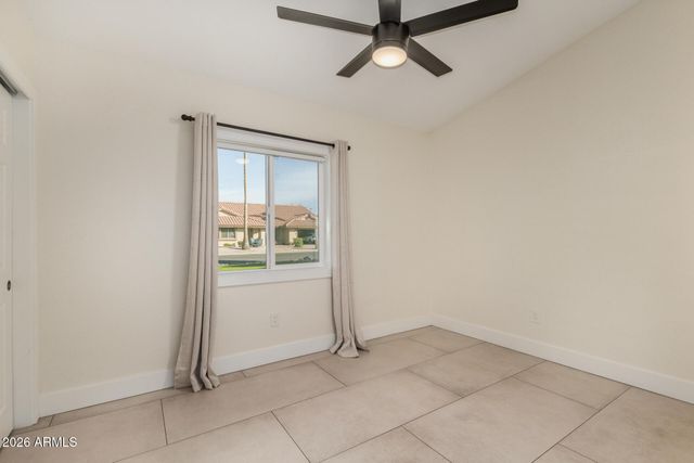 5713 E HILLERY Drive, Scottsdale, AZ 85254