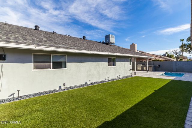 5713 E HILLERY Drive, Scottsdale, AZ 85254