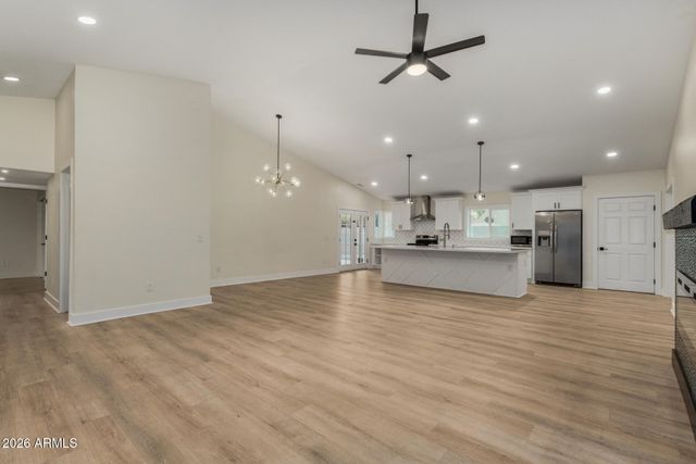 5713 E HILLERY Drive, Scottsdale, AZ 85254