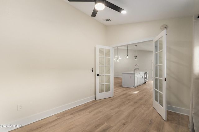 5713 E HILLERY Drive, Scottsdale, AZ 85254