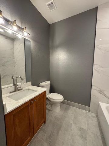 5822 Erik Way, Greenacres, FL 33463