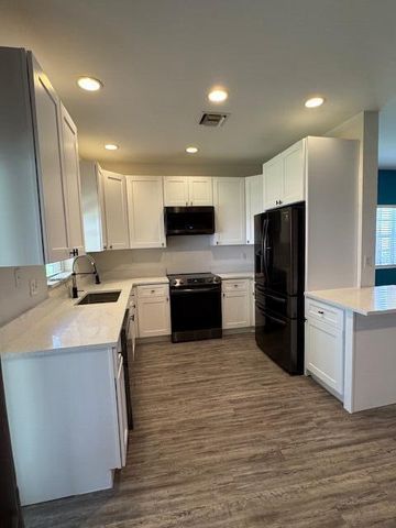 5822 Erik Way, Greenacres, FL 33463