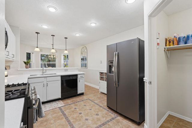 18315 Campbellford Drive, Tomball, TX 77377