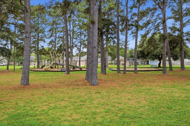 18315 Campbellford Drive, Tomball, TX 77377