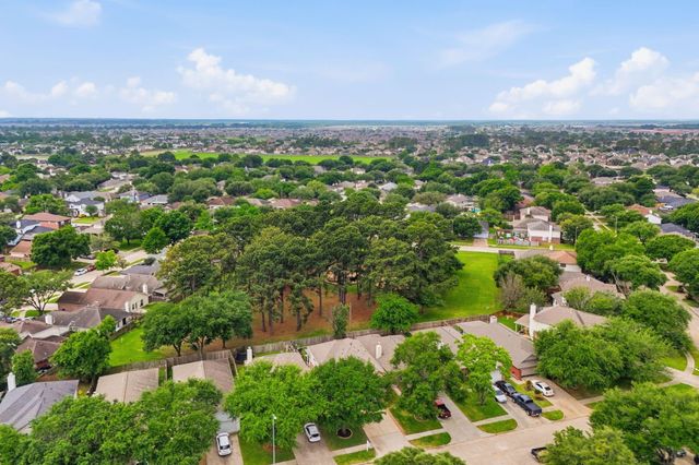 18315 Campbellford Drive, Tomball, TX 77377