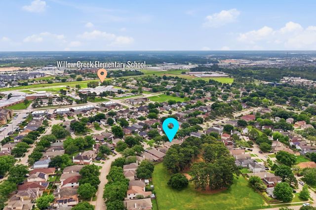 18315 Campbellford Drive, Tomball, TX 77377