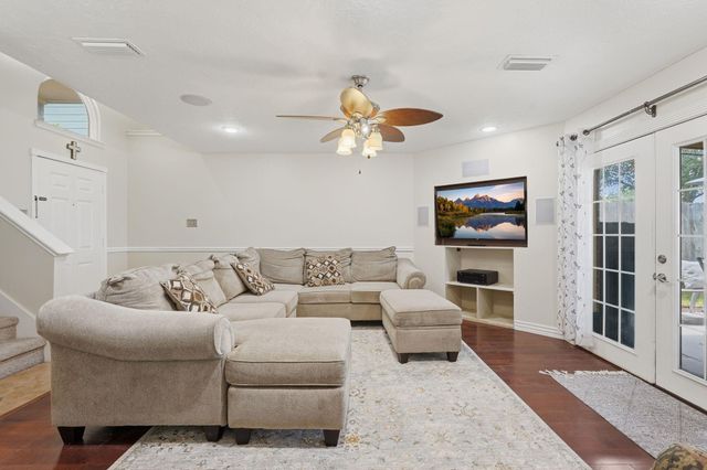 18315 Campbellford Drive, Tomball, TX 77377