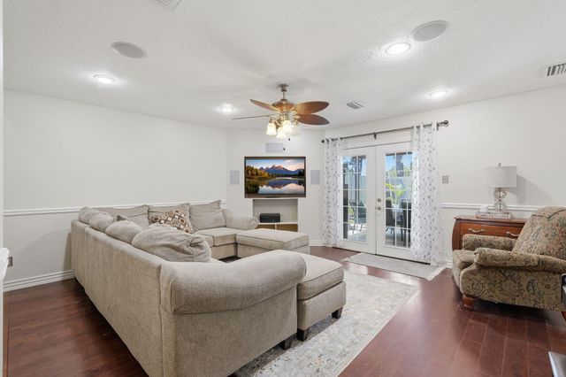 18315 Campbellford Drive, Tomball, TX 77377