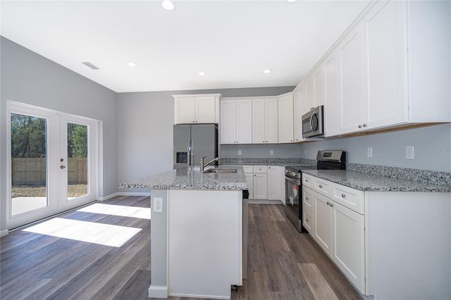 765 6TH AVENUE, Osteen, FL 32764