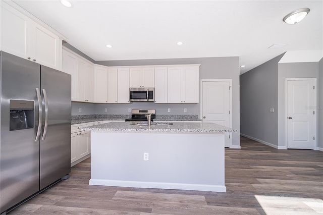 765 6TH AVENUE, Osteen, FL 32764