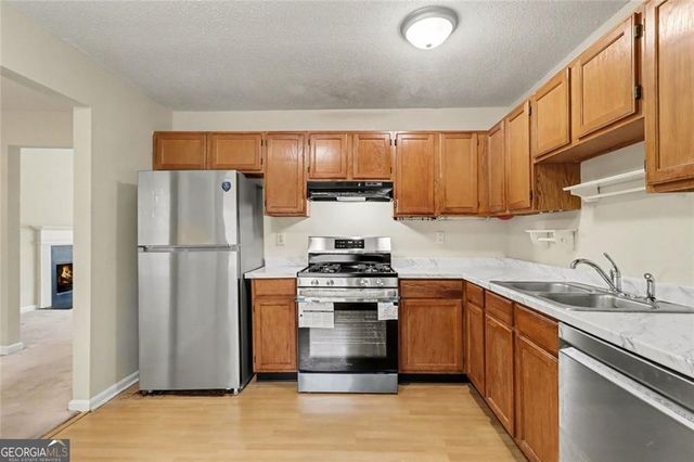 6811 Edmonton Court, Lithonia, GA 30058