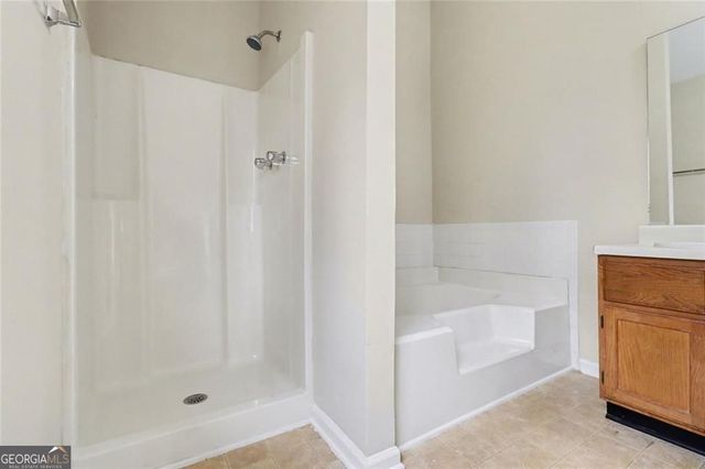 6811 Edmonton Court, Lithonia, GA 30058