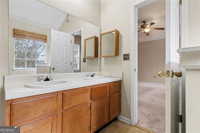 6811 Edmonton Court, Lithonia, GA 30058