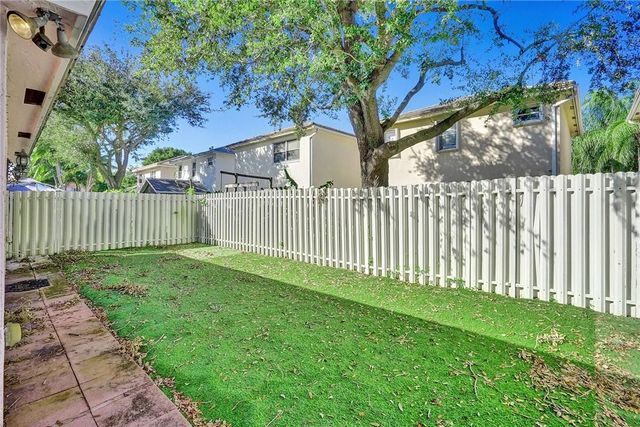 4837 NW 19th Street, Coconut Creek, FL 33063