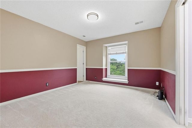 2250 SW Forestpark Place, Lee's Summit, MO 64081