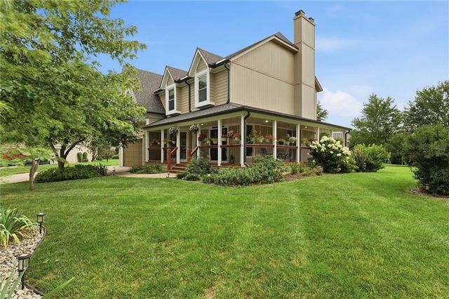 2250 SW Forestpark Place, Lee's Summit, MO 64081