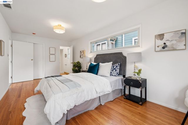 3287 Briggs Ave, Alameda, CA 94501
