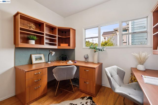 3287 Briggs Ave, Alameda, CA 94501