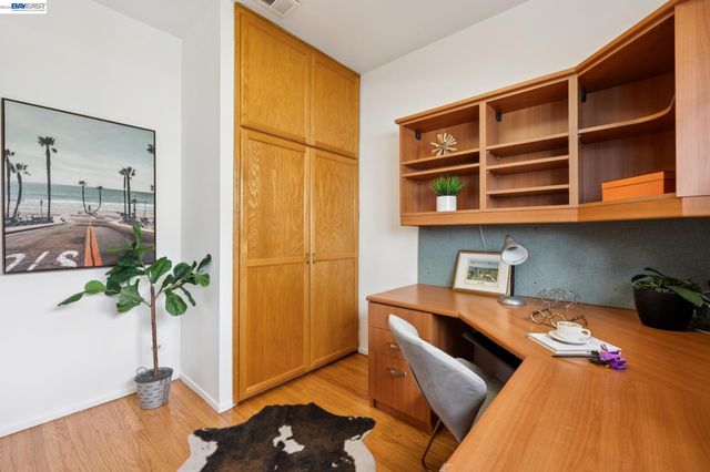 3287 Briggs Ave, Alameda, CA 94501