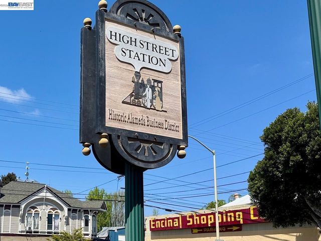 3287 Briggs Ave, Alameda, CA 94501