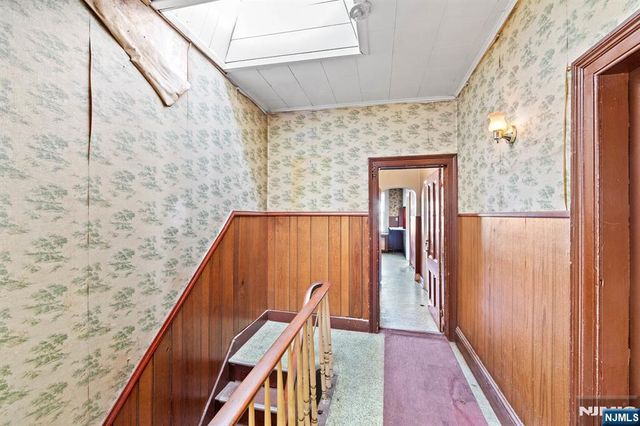 400 41st Street, Union City, NJ 07087